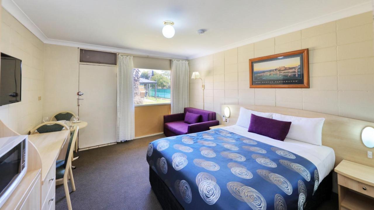 Cootamundra Gardens Motel Екстер'єр фото