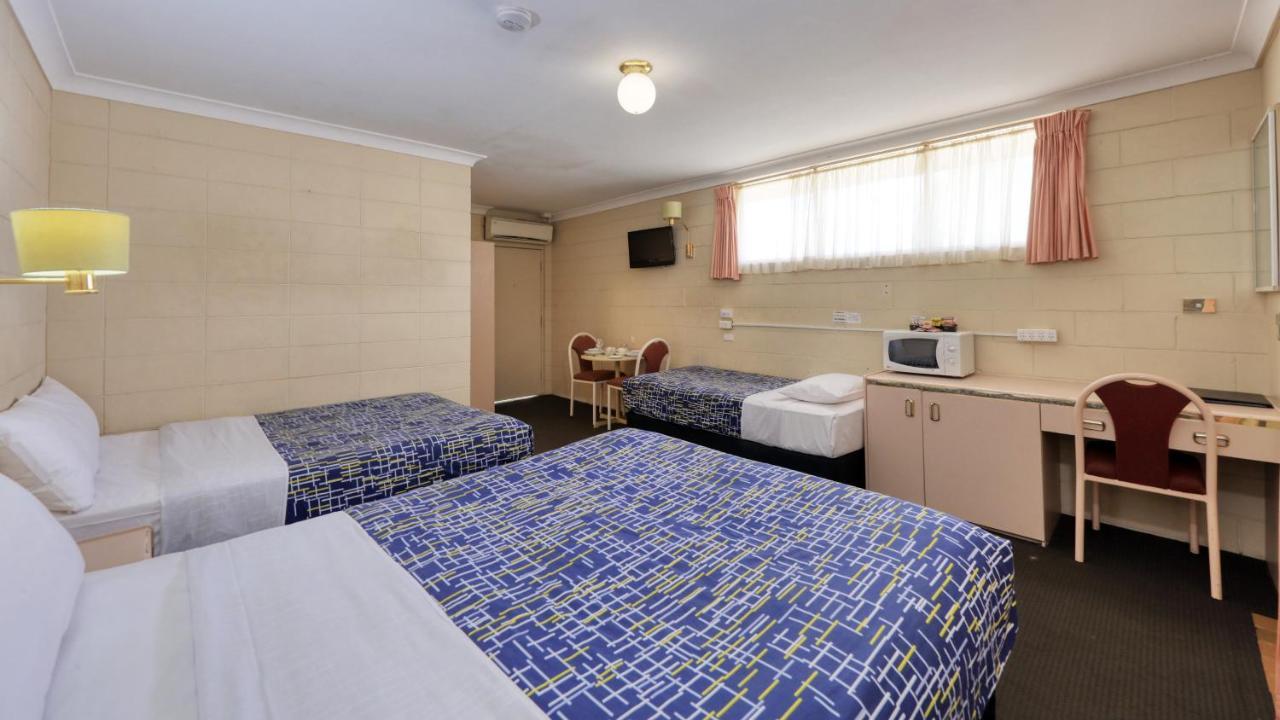 Cootamundra Gardens Motel Екстер'єр фото