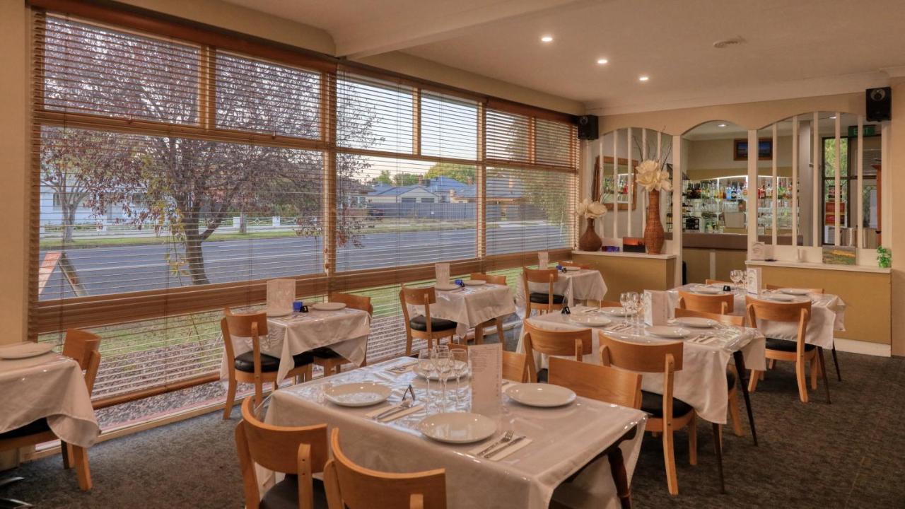 Cootamundra Gardens Motel Екстер'єр фото