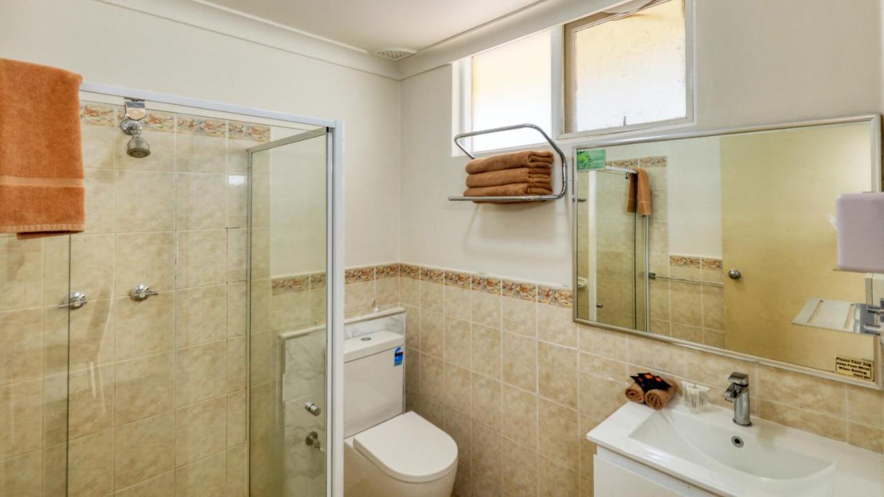 Cootamundra Gardens Motel Екстер'єр фото