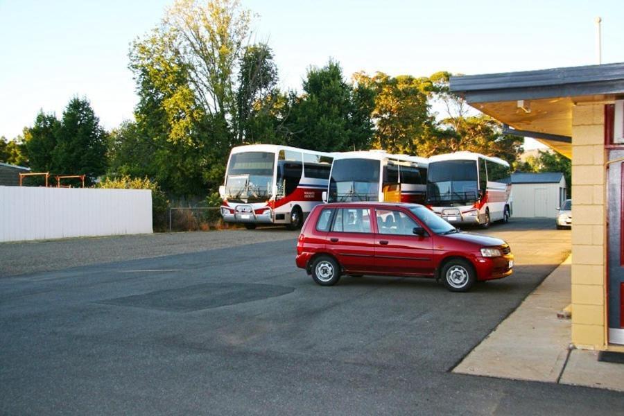 Cootamundra Gardens Motel Екстер'єр фото
